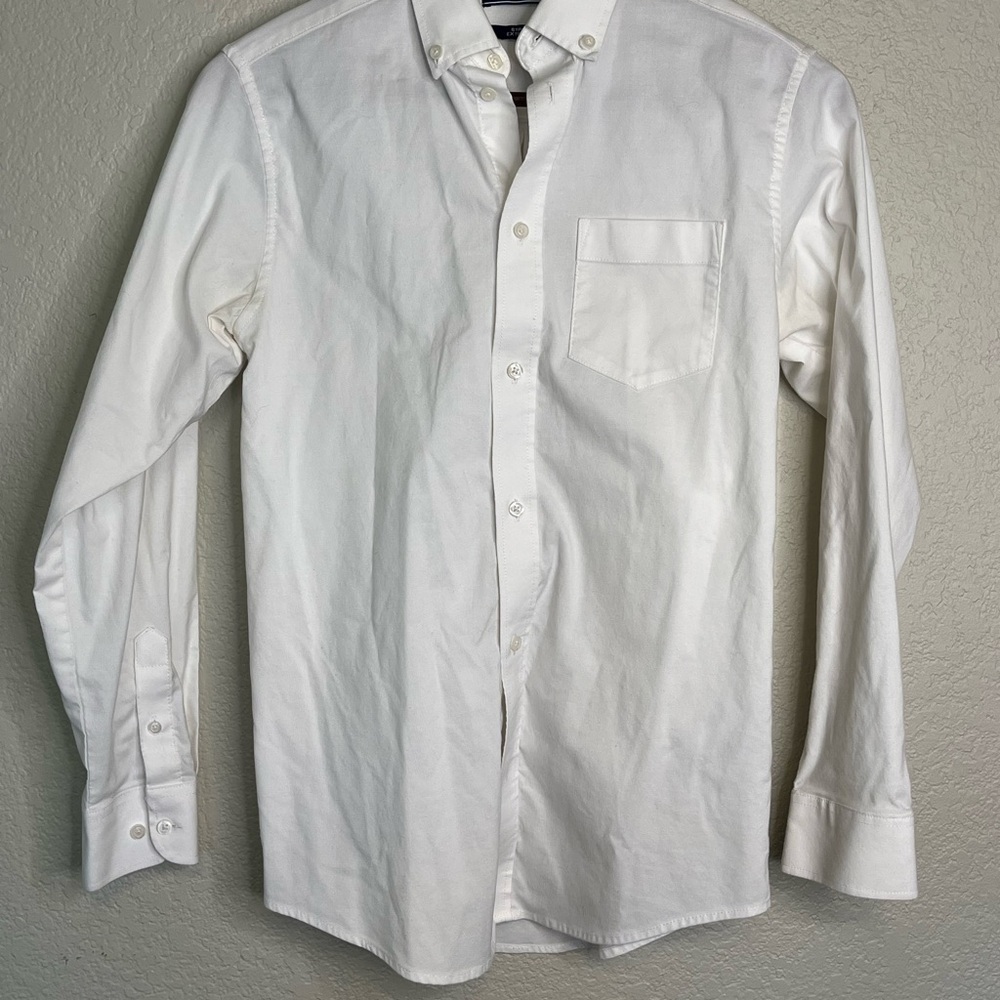 IZOD White Button-Down Dress Shirt One Front Pocket Boys Size 14/16 - Picture 3 of 11